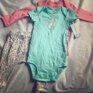 Baby girl, 6m Carter’s outfit. Never worn!